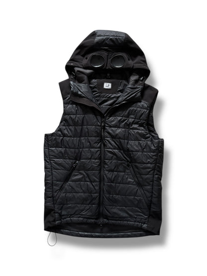 Black cp company goggle gilet size medium/48