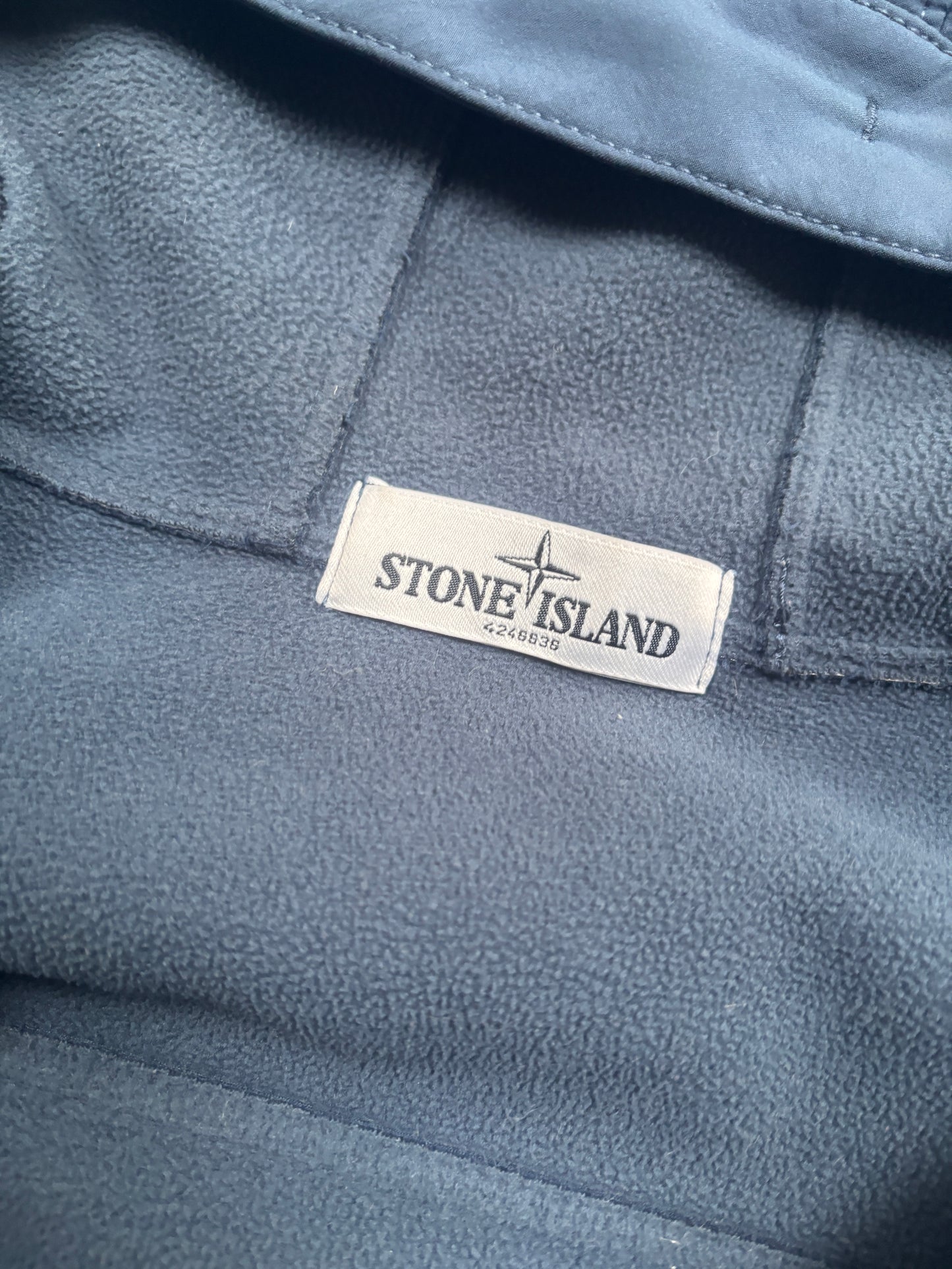 Dark blue stone island soft shell jacket size medium