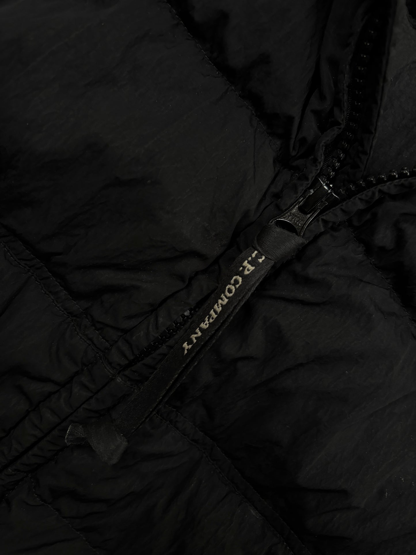 Black cp company eco chrome-r puffer jacket size large