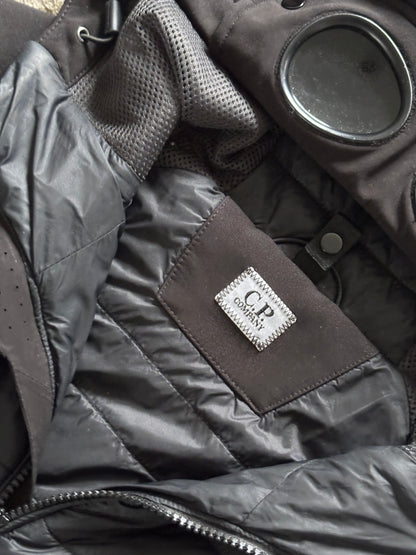 Black cp company goggle gilet size medium/48
